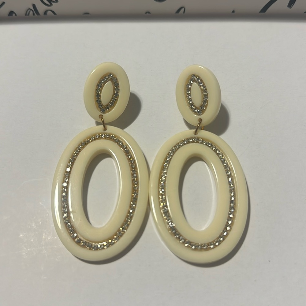 Sassy Jones Earrings